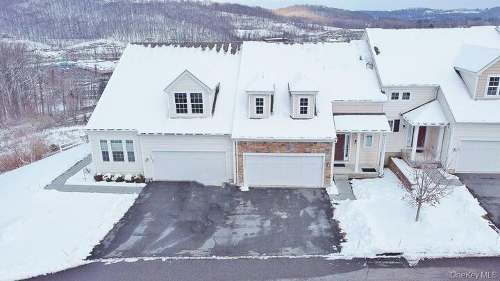 Property Photo:  18 Wheeler Court  NY 10512 