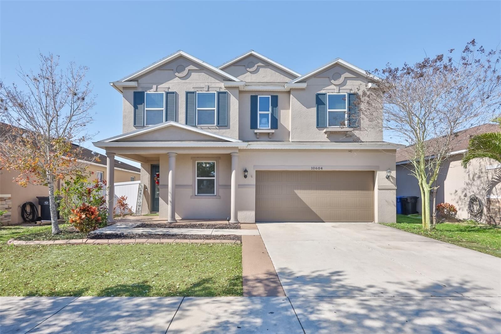 Property Photo:  10604 Aldo Moro Drive  FL 33598 