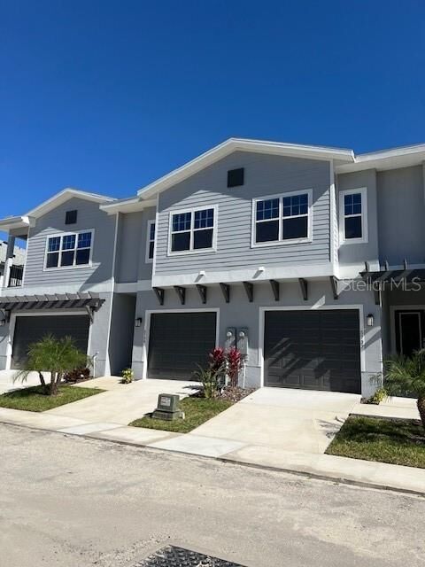 Property Photo:  5725 Desert Rose Place  FL 33615 