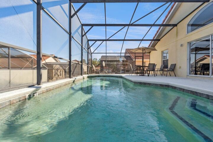 Property Photo:  340 Rosso Drive  FL 33837 