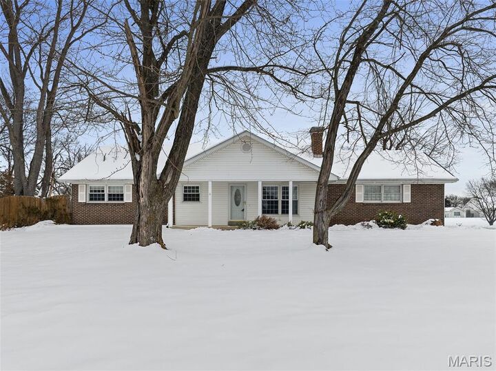 Property Photo:  393 Martin Field Court  MO 63089 