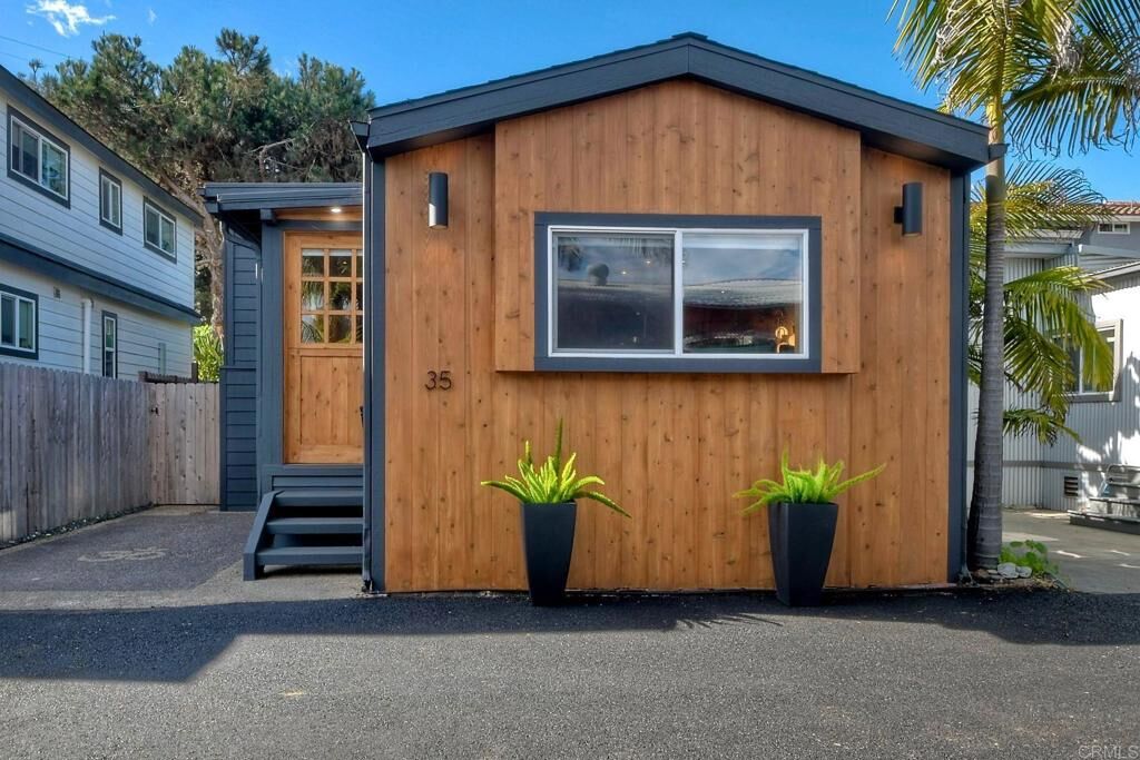 Property Photo: 123 Jasper Street 35 CA 92024