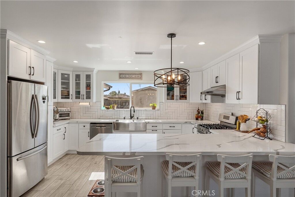 Property Photo:  1532 1534 W 221st Street  CA 90501 