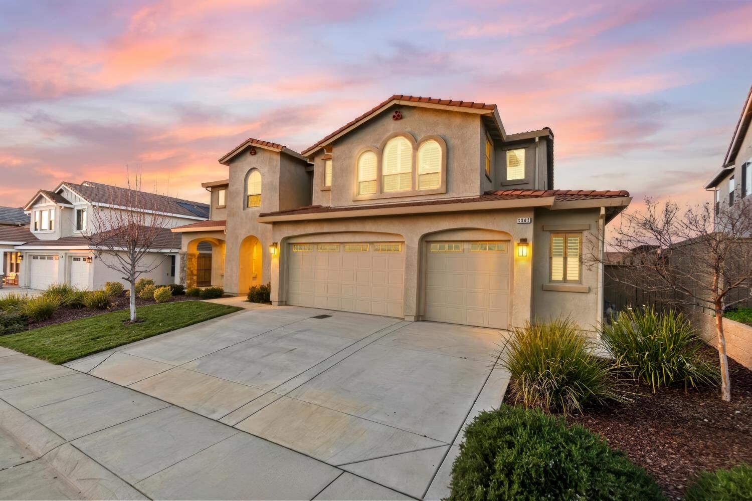 Property Photo: 2947 Laredo Drive CA 95765