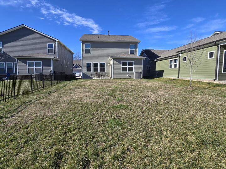 Property Photo:  1164 Linn Cove Ct  TN 37066 