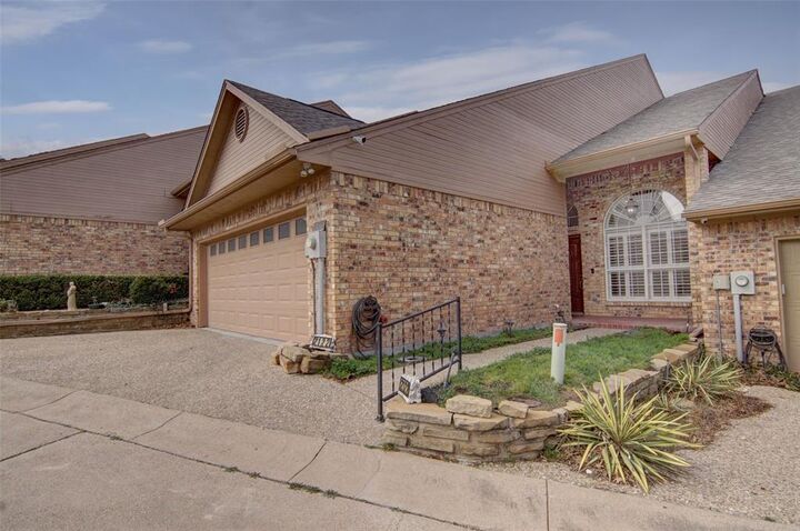 Photo de la propriété: 2122 Clear Lake Road TX 76087