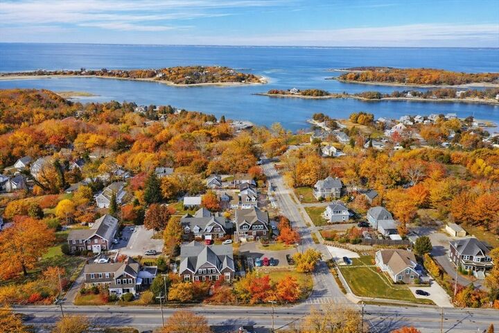 Property Photo:  4 Old Dock Rd 3B  MA 02540 