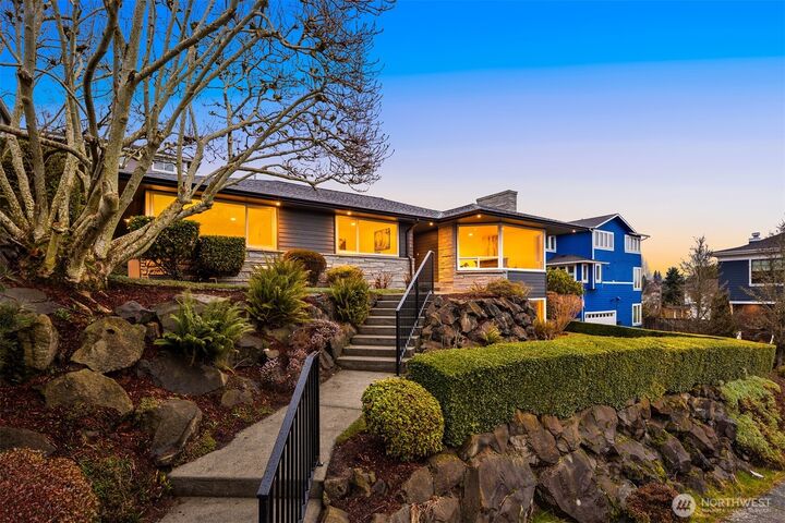 Property Photo:  3702 W Fulton Street  WA 98199 