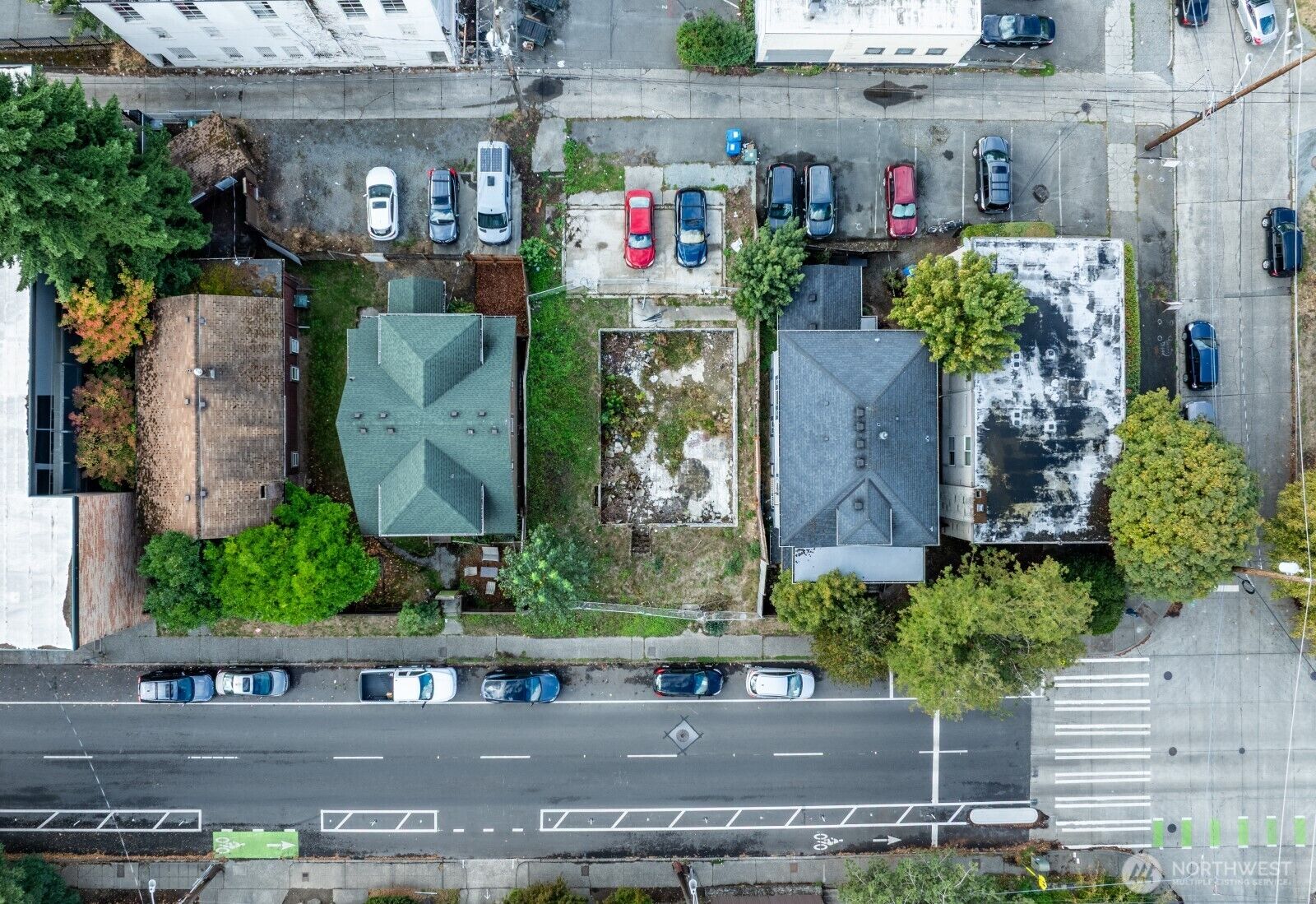 Property Photo:  5043  11th Avenue NE  WA 98109 