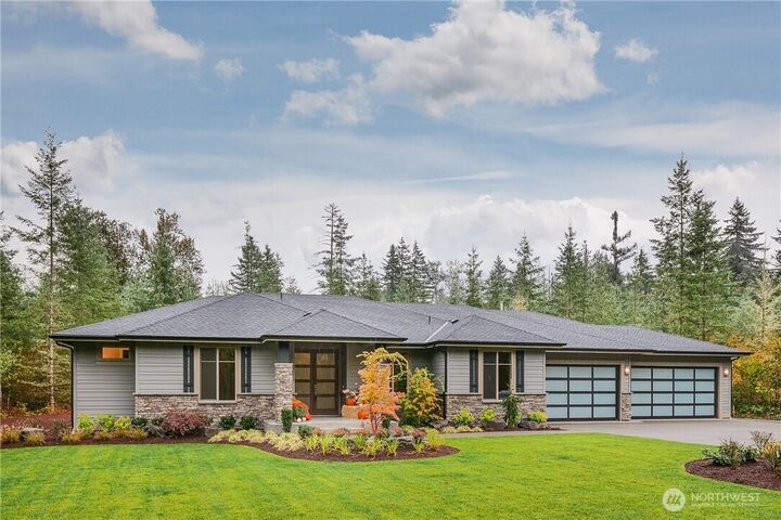 Property Photo:  31248  218th Place SE  WA 98010 