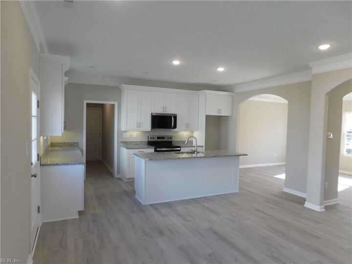 Property Photo:  968 Wolcott Ave  VA 23513 