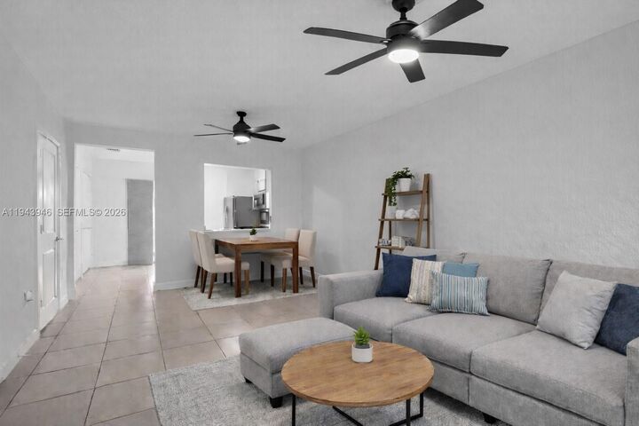 Property Photo:  460 NE 4th Ln  FL 33034 