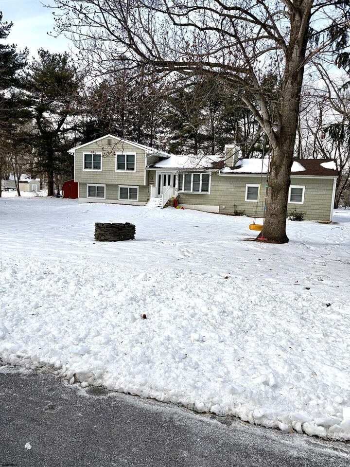 Property Photo: 155 Chestnut St NJ 08270