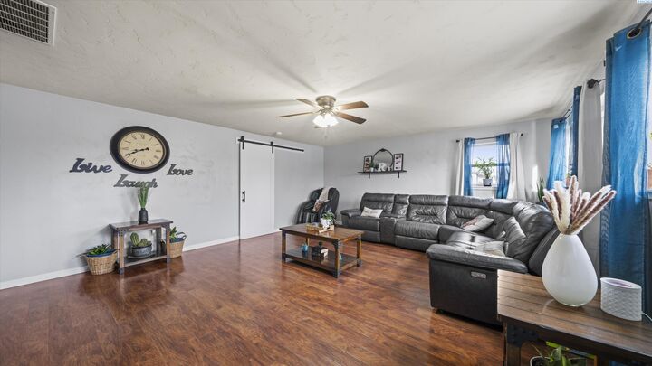 Property Photo:  420 S Edison Pl  WA 99336 