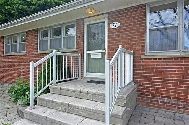 Photo de la propriété:  71-73 Grace Street  ON M1J 2M6 