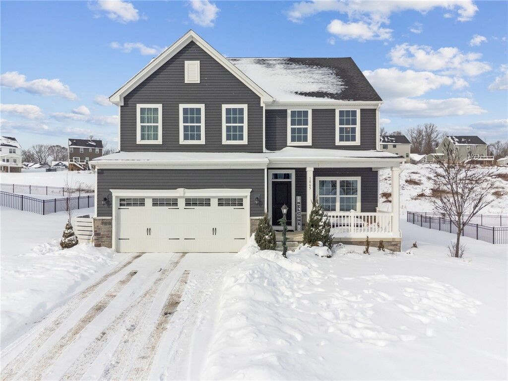 Property Photo:  1065 Wedgewood Dr  PA 15644 