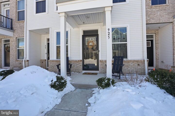 Property Photo:  925 Anvil Court  PA 19460 