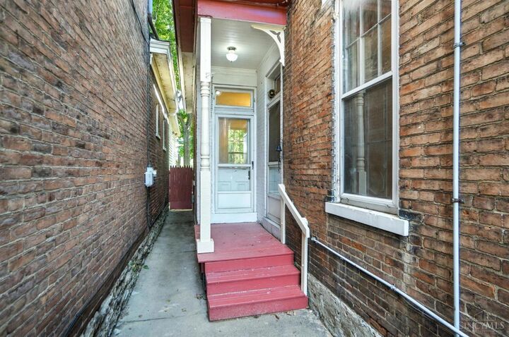 Property Photo:  330 Buckeye Street  OH 45011 