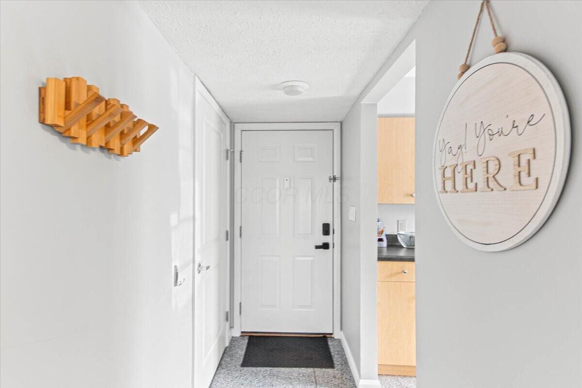 Property Photo:  920 Quay Avenue  OH 43212 