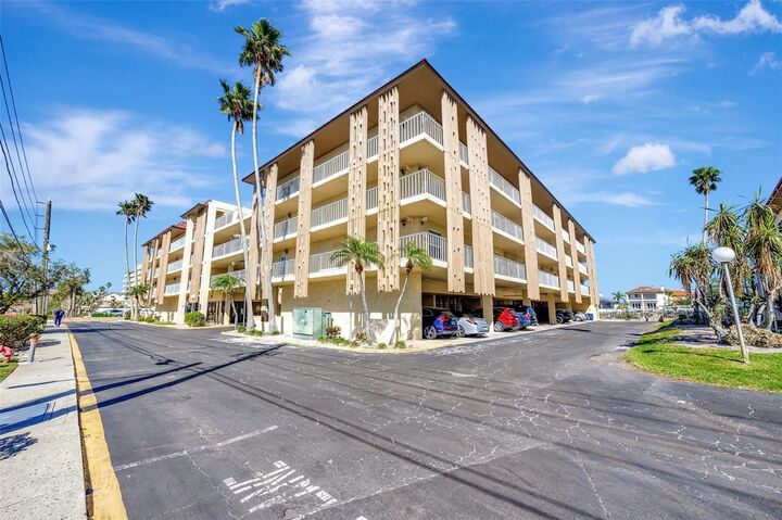 Property Photo: 113 Island Way 241 FL 33767