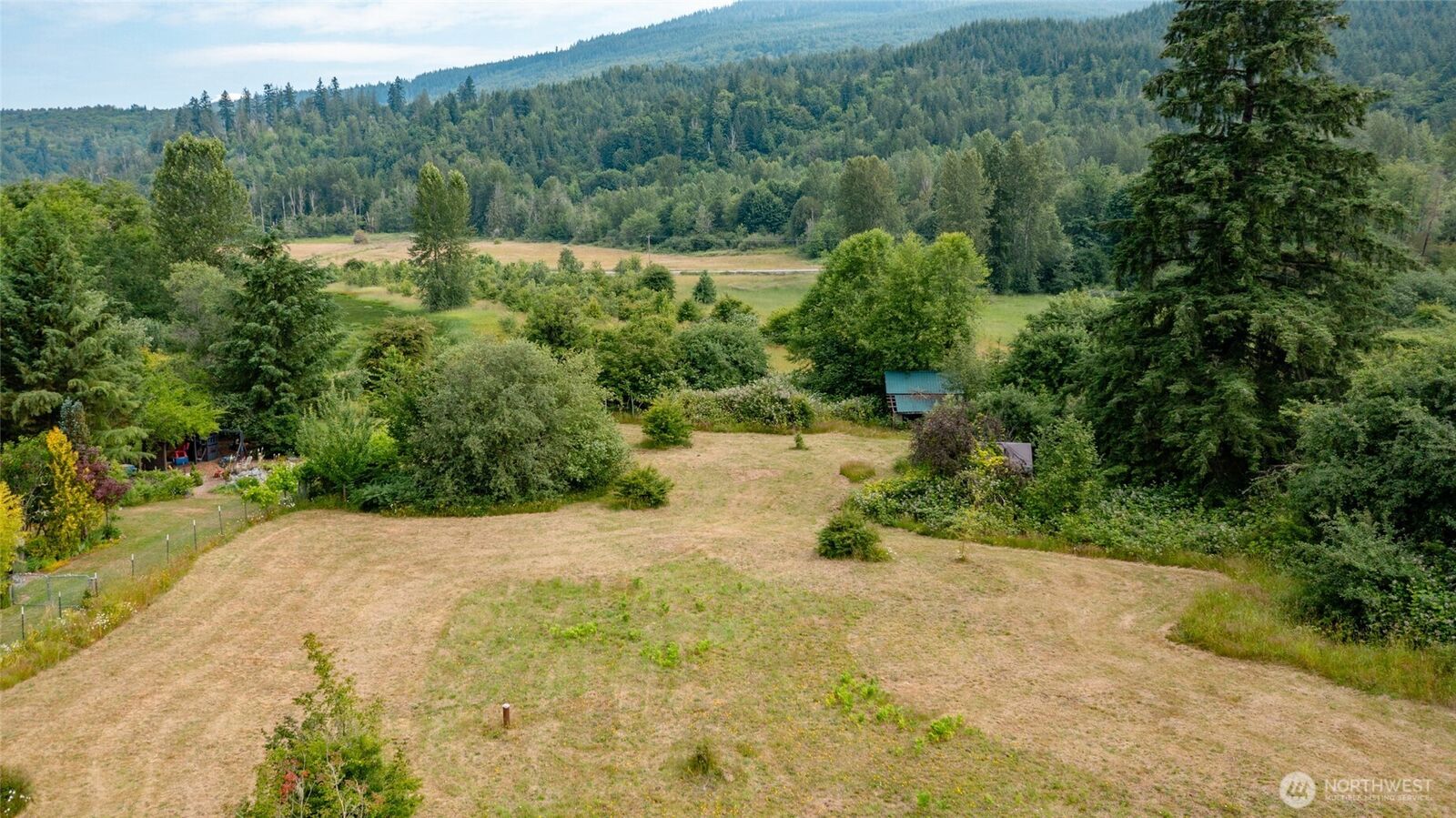 Property Photo:  48045  Moen Road  WA 98237 