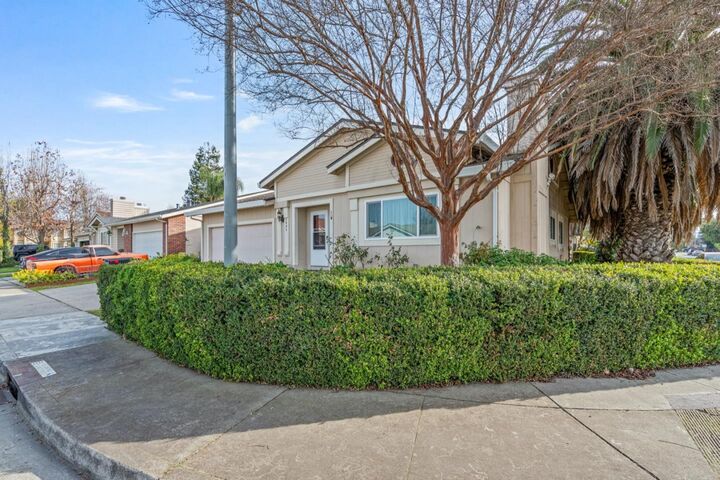 Property Photo:  1005 Cherry Court  CA 95023 