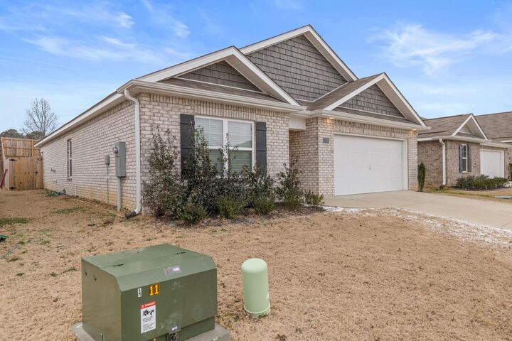 Property Photo: 1508 Heritage Cir SE AL 35055 - CULLMAN