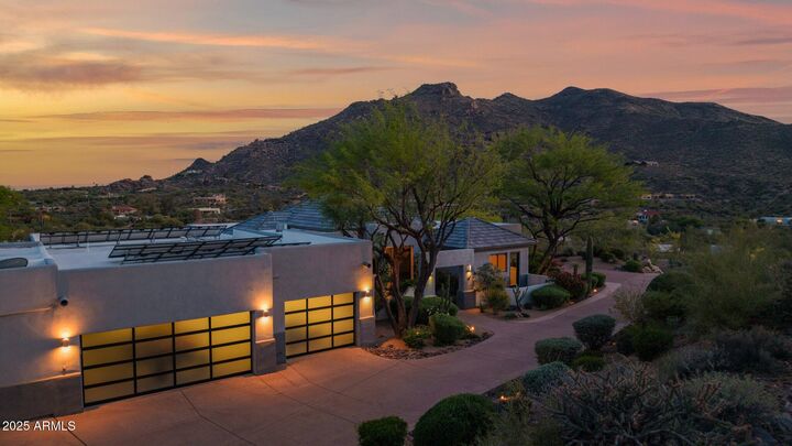 Property Photo:  37221 N Holiday Lane  AZ 85377 