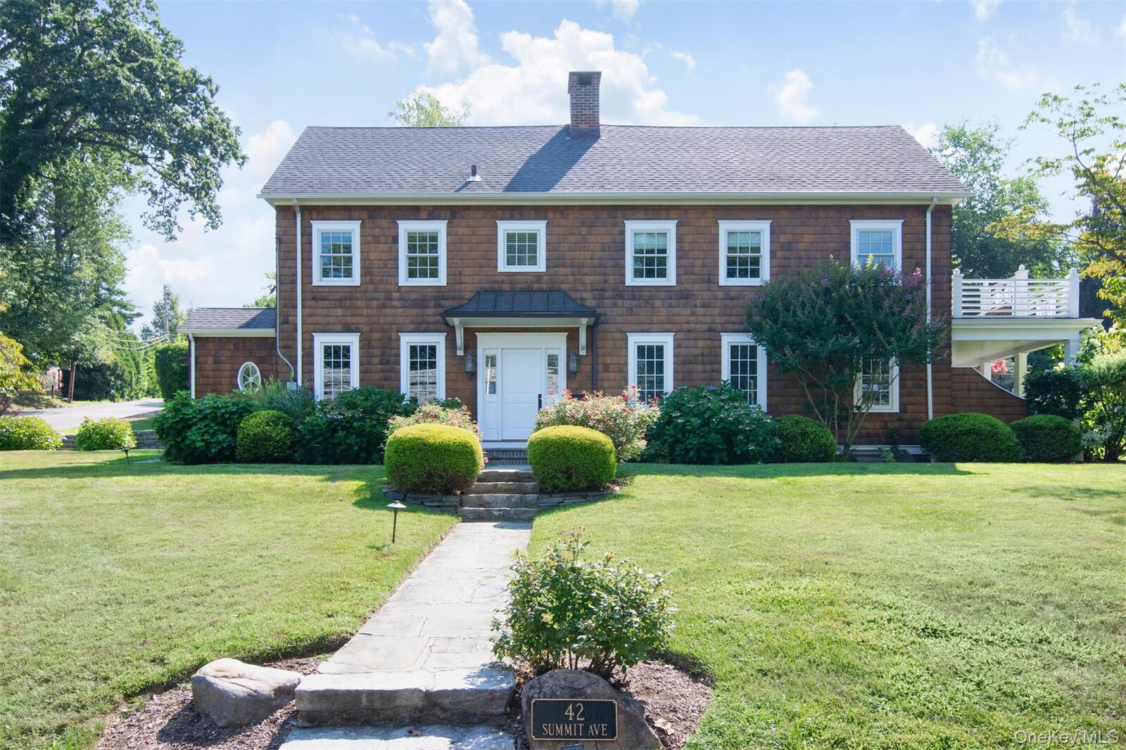 Property Photo:  42 Summit Avenue  NY 10708 