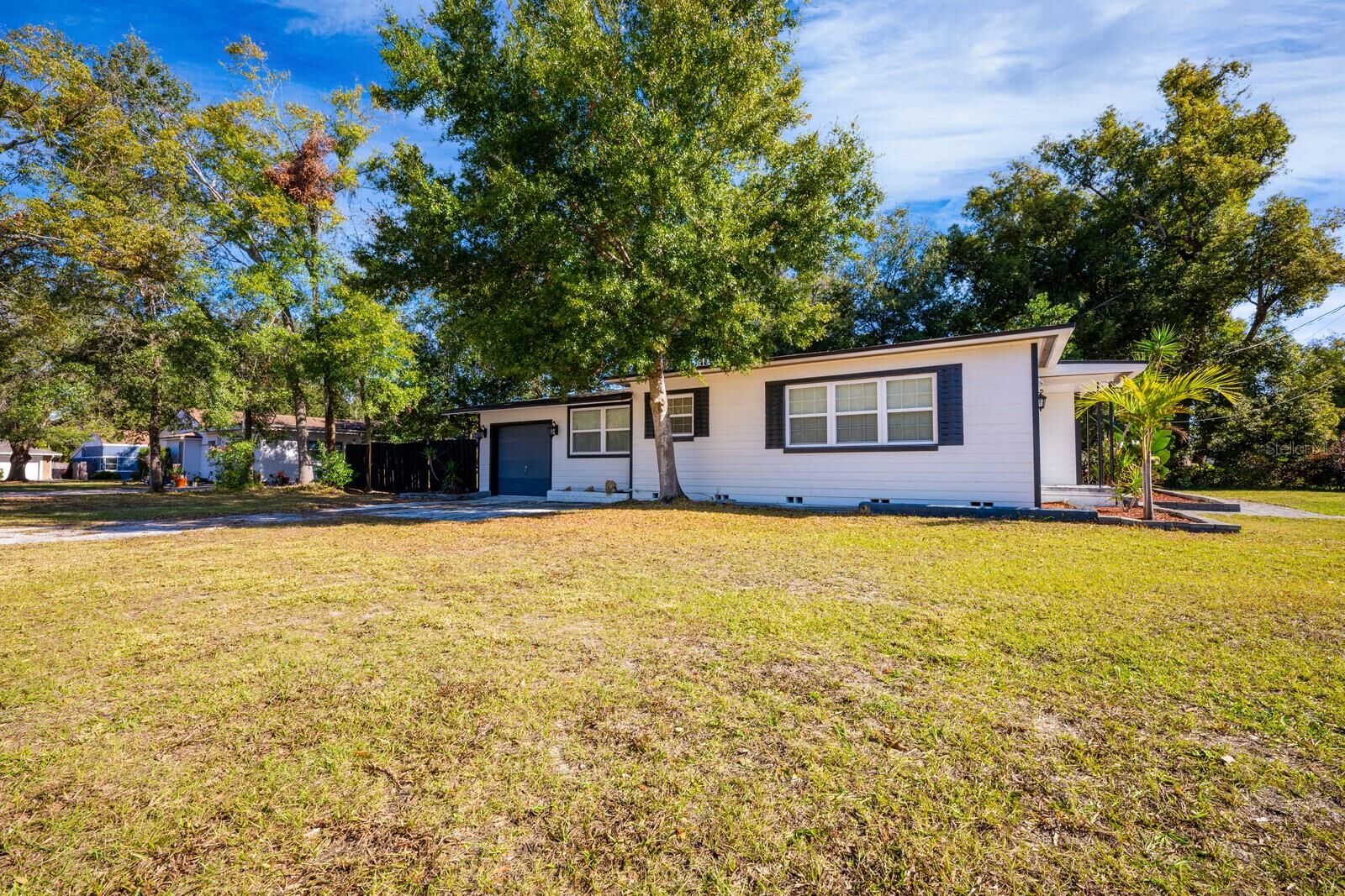 Property Photo:  2803 E Pine Street  FL 32803 
