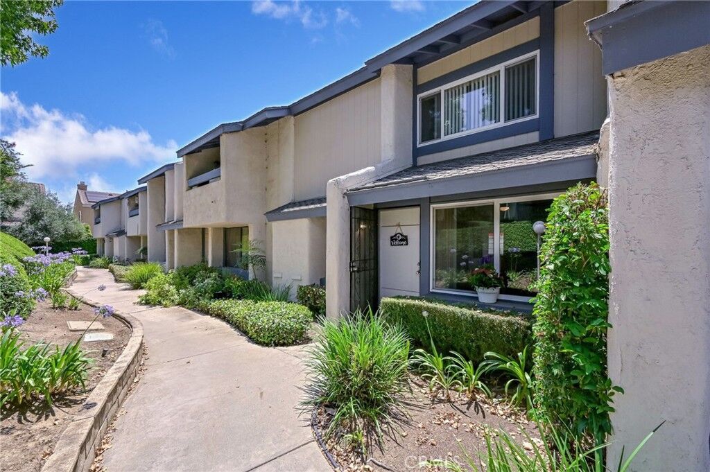 Property Photo:  1585 Honeywood Court  CA 92821 