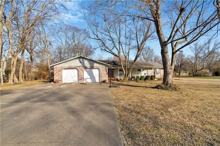 Property Photo:  107 Ozark Street  AR 72753 