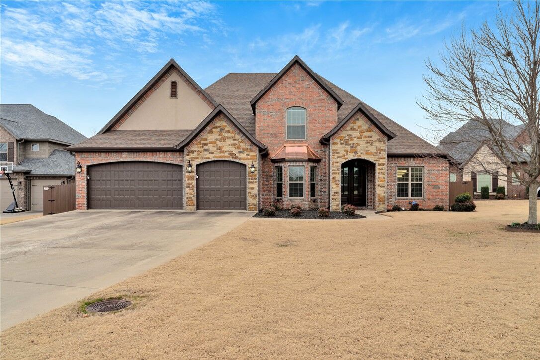 Property Photo:  4200 NE Blue Spruce Avenue  AR 72712 