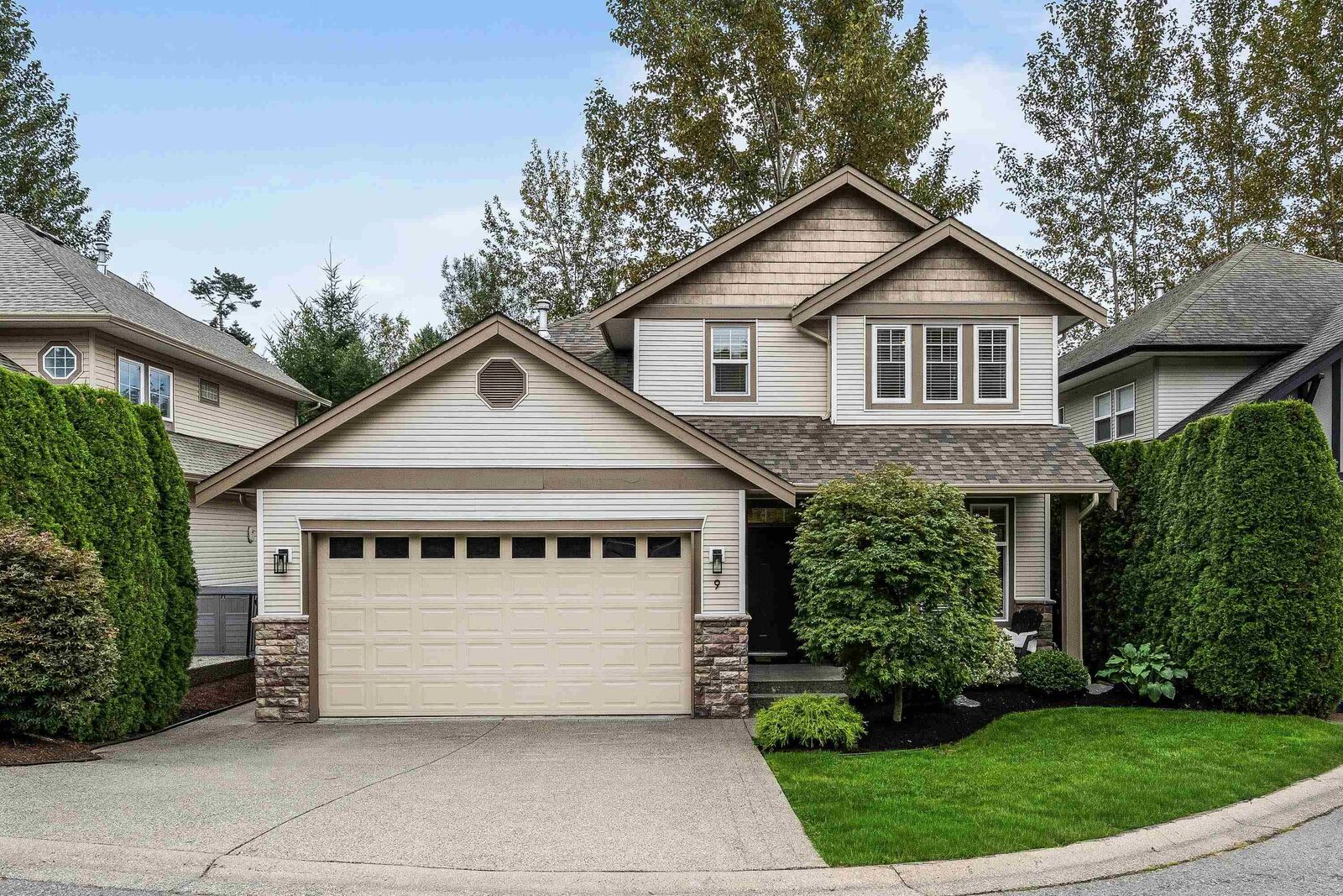 Photo de la propriété:  45957 Sherwood Drive 9  BC V2R 5Y2 