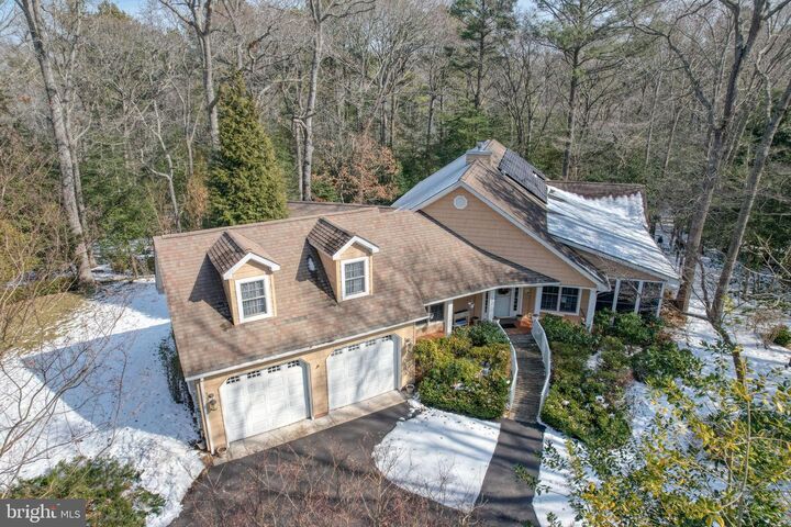 Property Photo:  16873 Ketch Court  DE 19958 