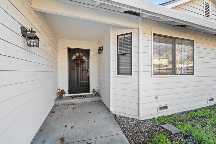 Property Photo:  868 Live Oak Dr  CA 95222 