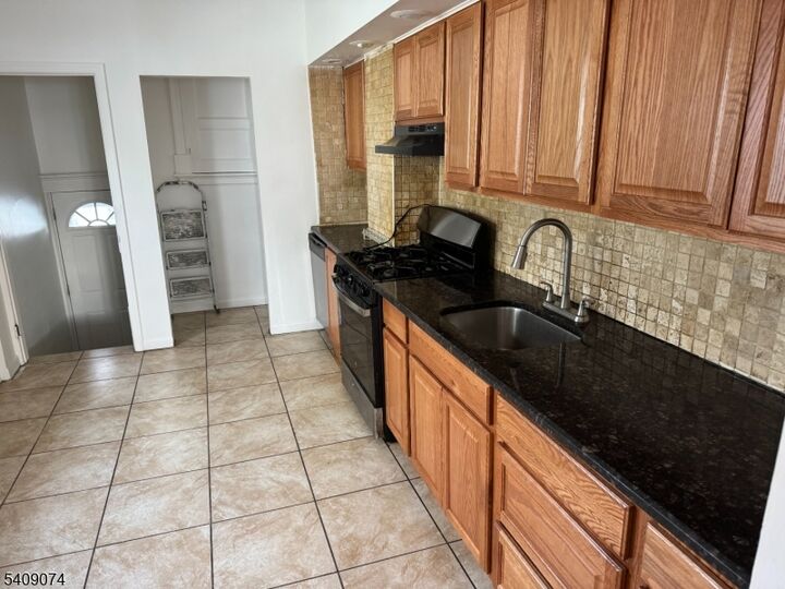 Property Photo:  236 E 4th St  NJ 07011 