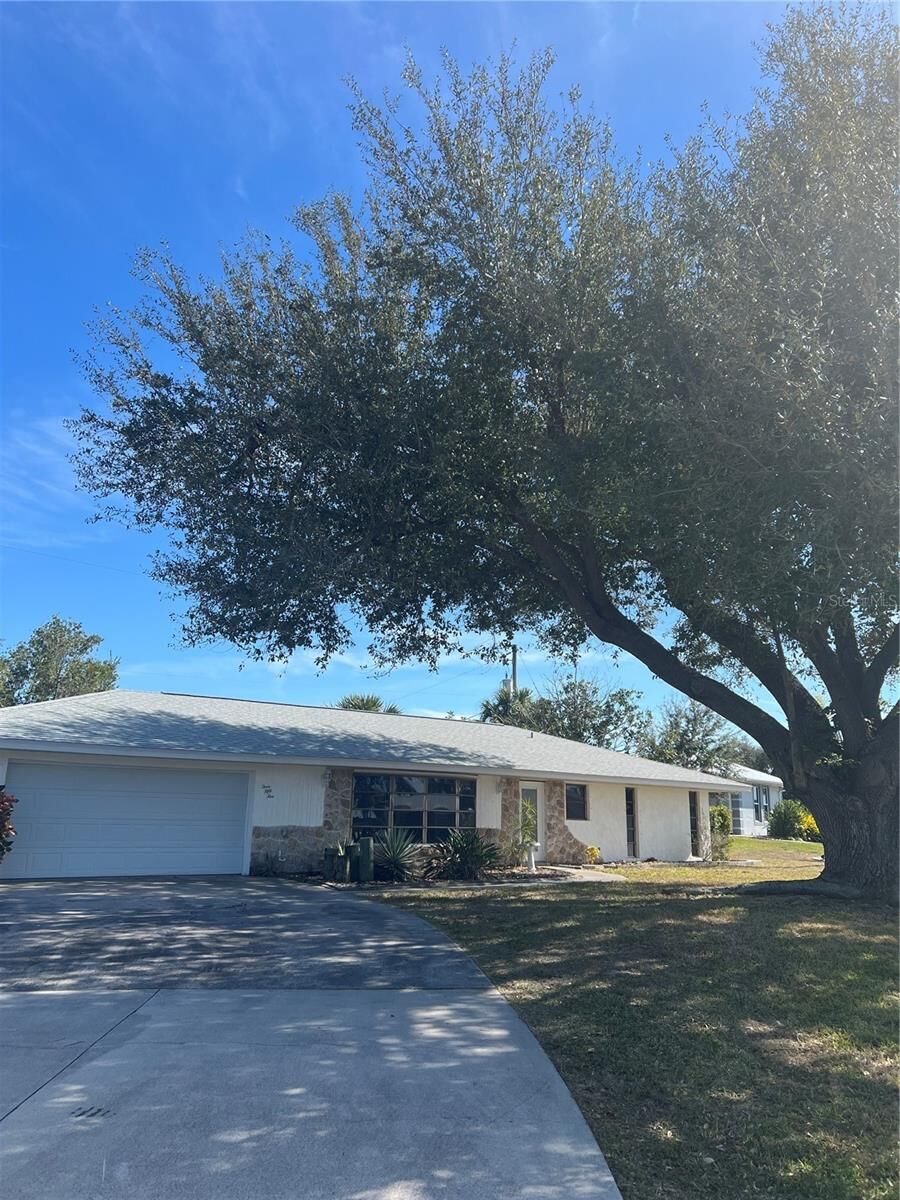 Property Photo: 355 Spring Lake Boulevard NW FL 33952