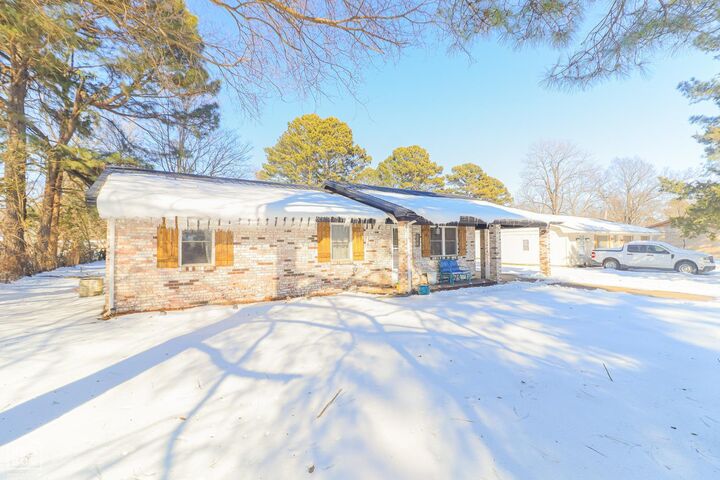 Property Photo:  214 Devine Street  AR 72473 