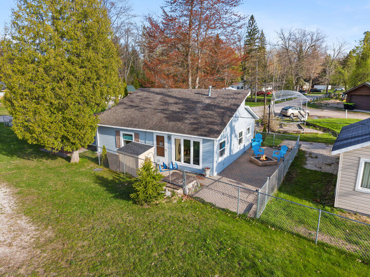 Property Photo:  1012 Lynn Drive  MI 49749 