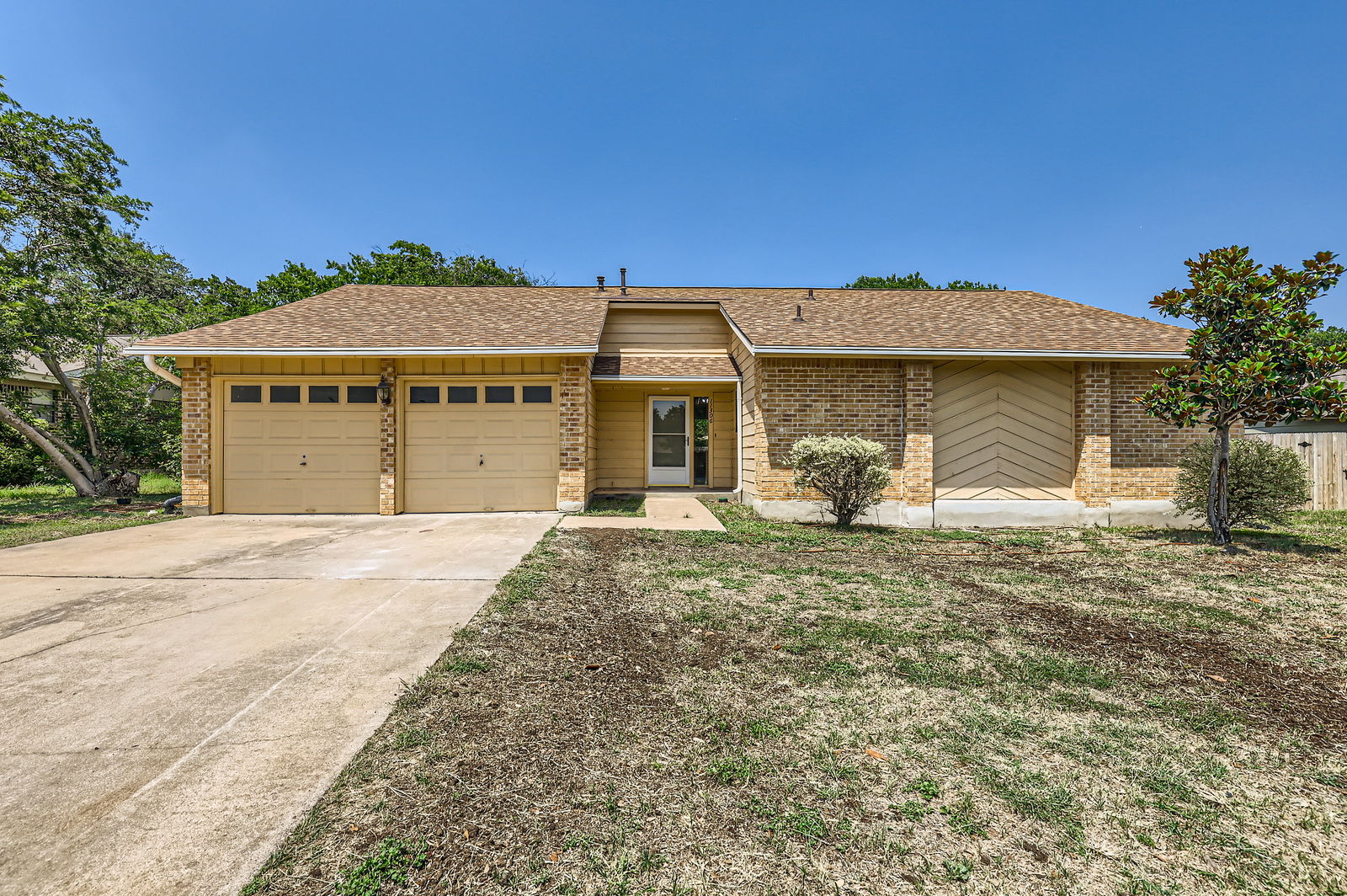 Property Photo:  11306 Thorny Brook Trail  TX 78750 