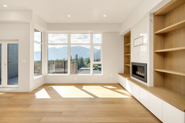 Property Photo: 3407 Mamquam Road 15 BC V8B 1E4