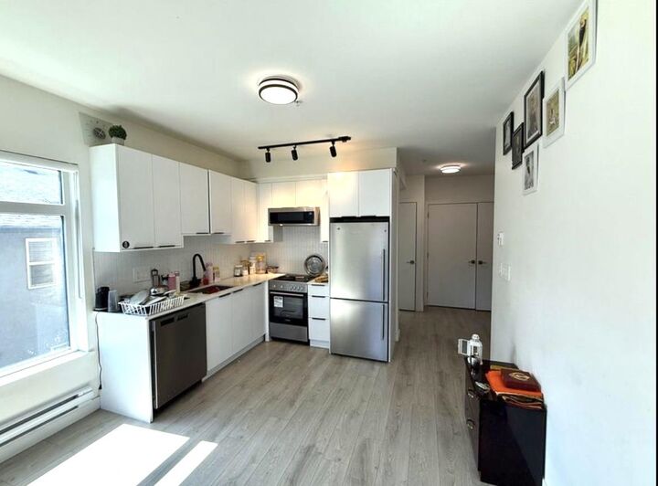 Property Photo: 10616 132 Street 202 BC V3T 0T3