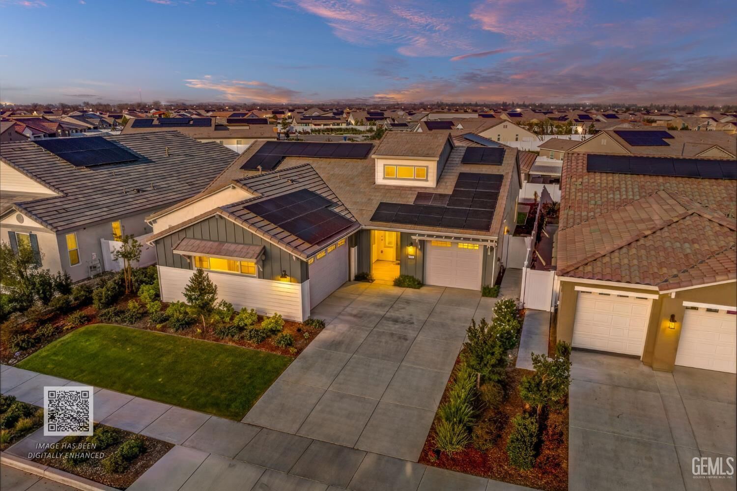 Property Photo:  14912 Rutherford Park Avenue  CA 93311 