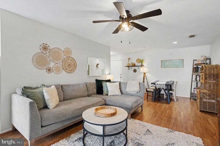 Property Photo:  204 Chaucer Lane Unit I  MD 21014 