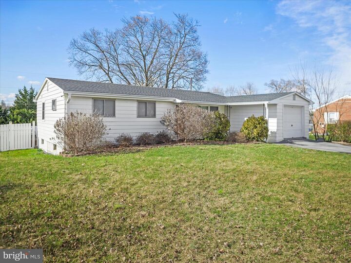 Property Photo: 125 Richard Street WV 25404