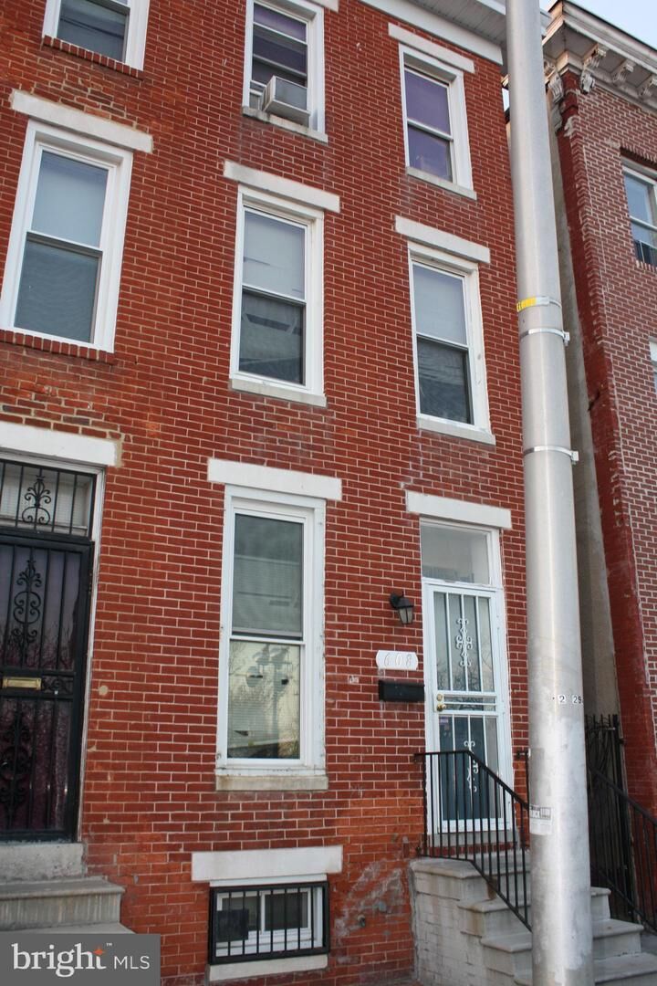 Property Photo:  608 Cumberland Street  MD 21217 