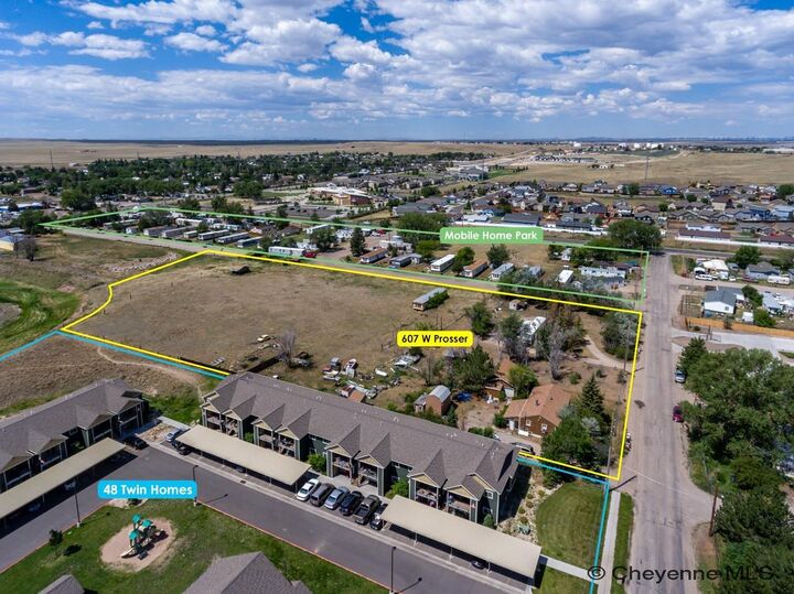 Property Photo:  607 W Prosser Rd  WY 82007 