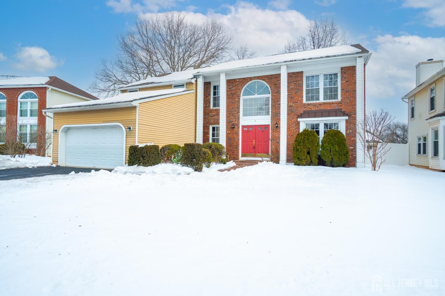 Property Photo:  3 Ascot Place  NJ 08902 