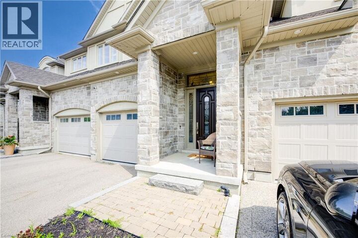 Property Photo:  140 Oak Park Drive  ON N2K 0B3 